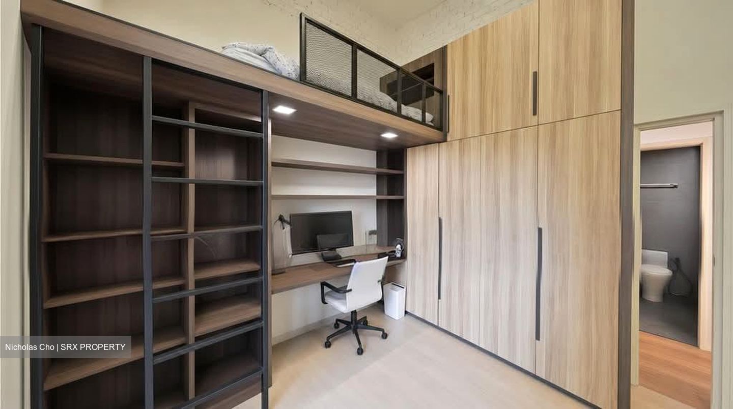 High Oak Condominium (D21), Condominium #599177641